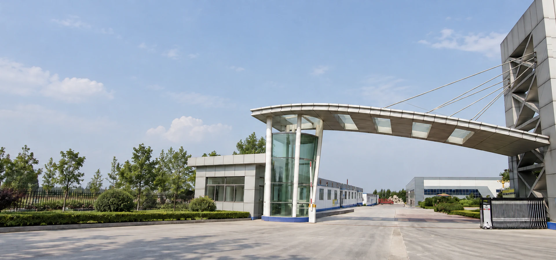 Shandong Huacheng factory entrance and production campus